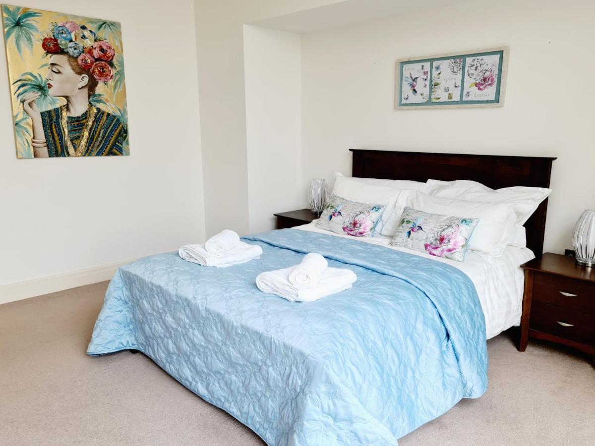 Seas The Day - Beachfront Apartment - Sleeps 4 Ramsgate Luaran gambar